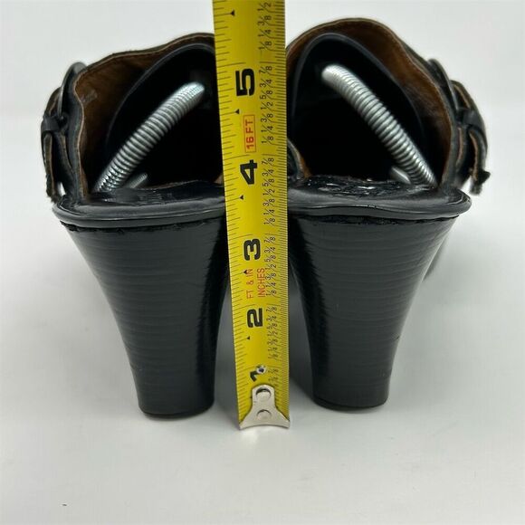 Born Women's Black Leather Buckle Strap Clog Slides Mules Size 9 Fall Casual - Picture 9 of 12